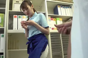 Vợ của con trai tin lời bố anh xã “cho bố đút vào 10 giây thôi” và cái kết